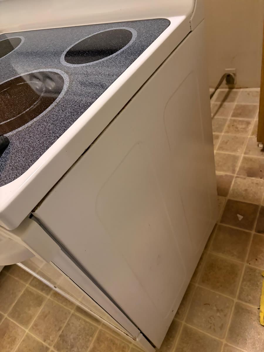 Clean kitchen floor and appliances